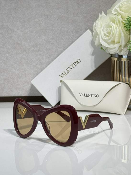 Picture of Valentino Sunglasses _SKUfw77816970fw